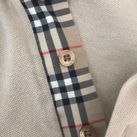 burberry women’s slim fit polo NEVER WORN✨✨ - Picture 4 of 4